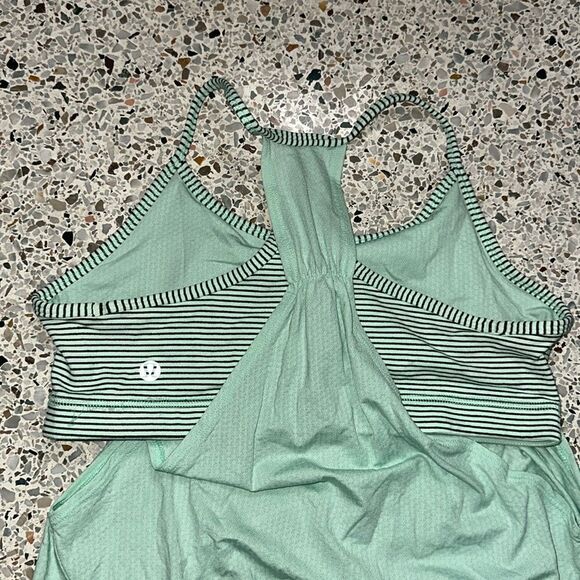 Lululemon No Limits mint green navy built in sports bra tank top 4 - Picture 1 of 4